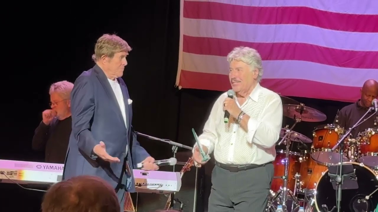 Cousin Bruce Morrow honors Tony Orlando with the Francis Albert Sinatra Tribute  - June 5, 2025