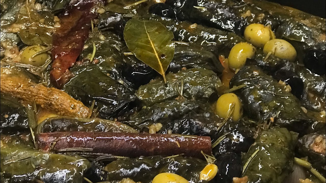 الدولمه العراقيه الطعم روز مري دبس التمر والرمان عود القرفه المذاق😇
