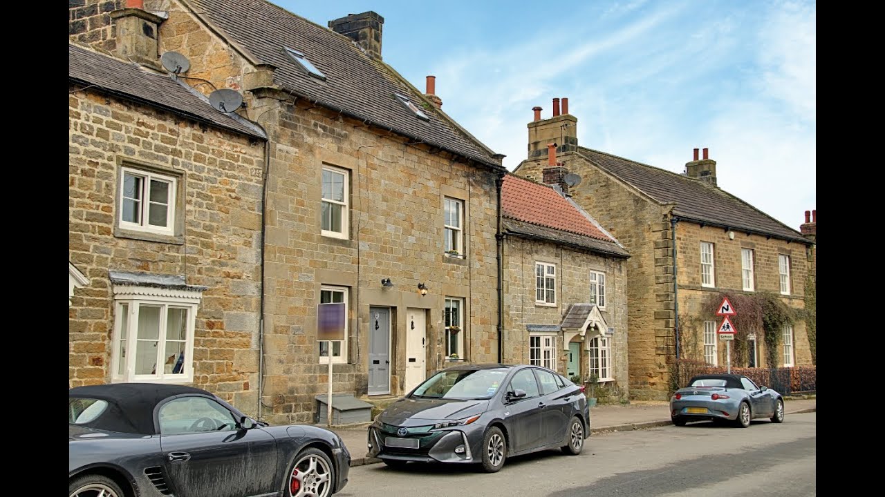 FOR SALE - Stunning Cottage in Kirkby Malzeard