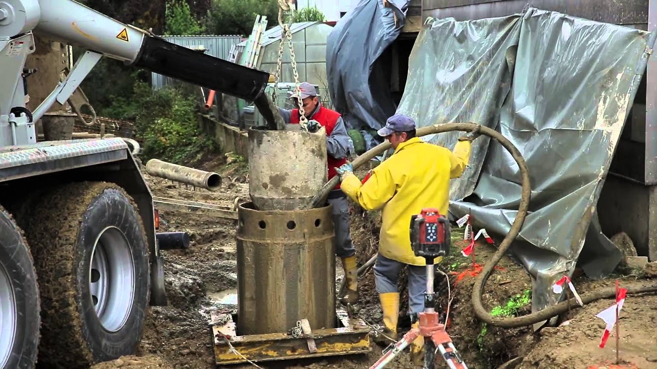 GERTEC: mobile hose pump SP-550 during concreting of bored piles, peristaltic pump