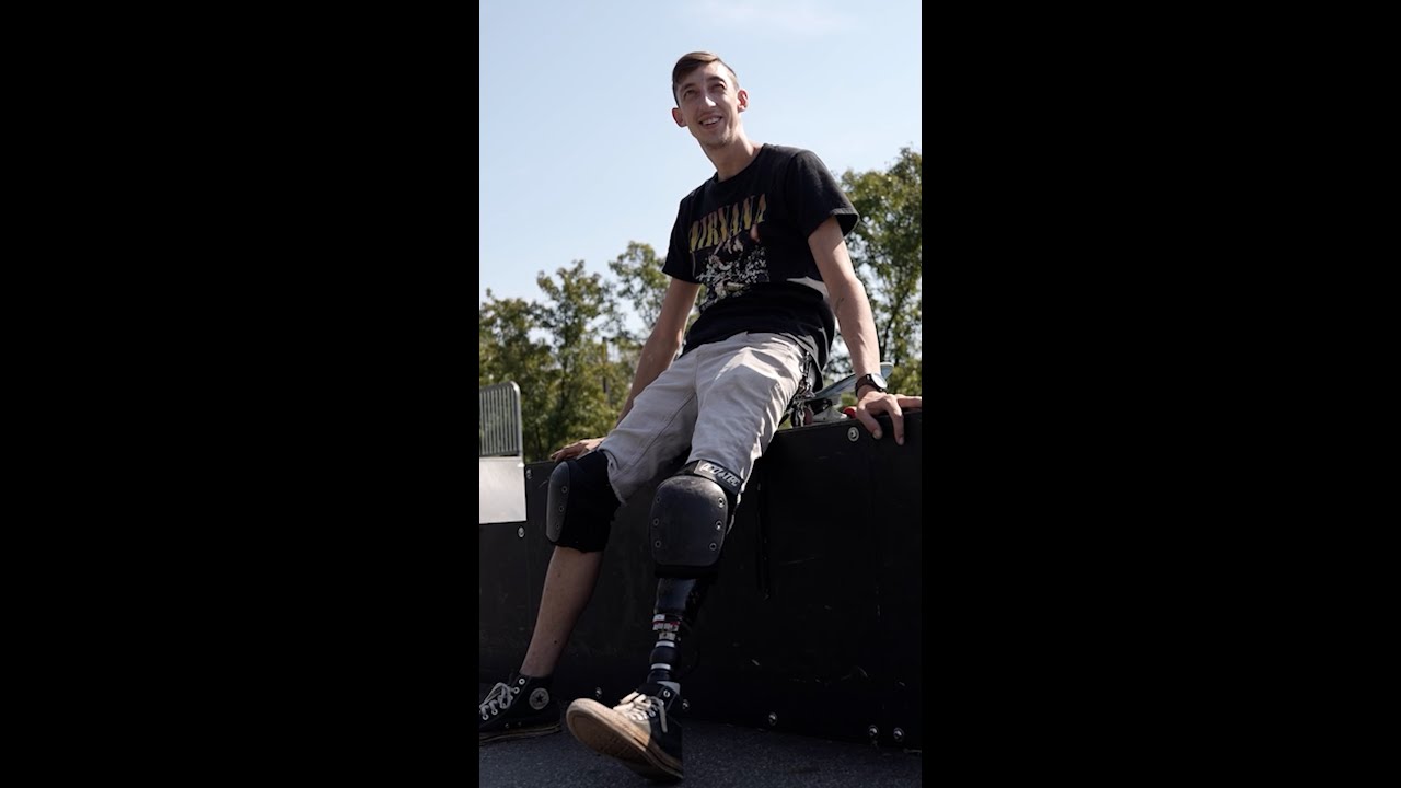 Nothing Can Stop This Prosthetic Leg Skateboarder!