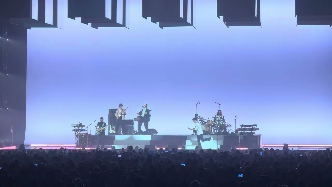 Feu! Chatterton live in Paris (Bercy - Accor Arena) - February 10 2026 - Allons voir / Ecran total