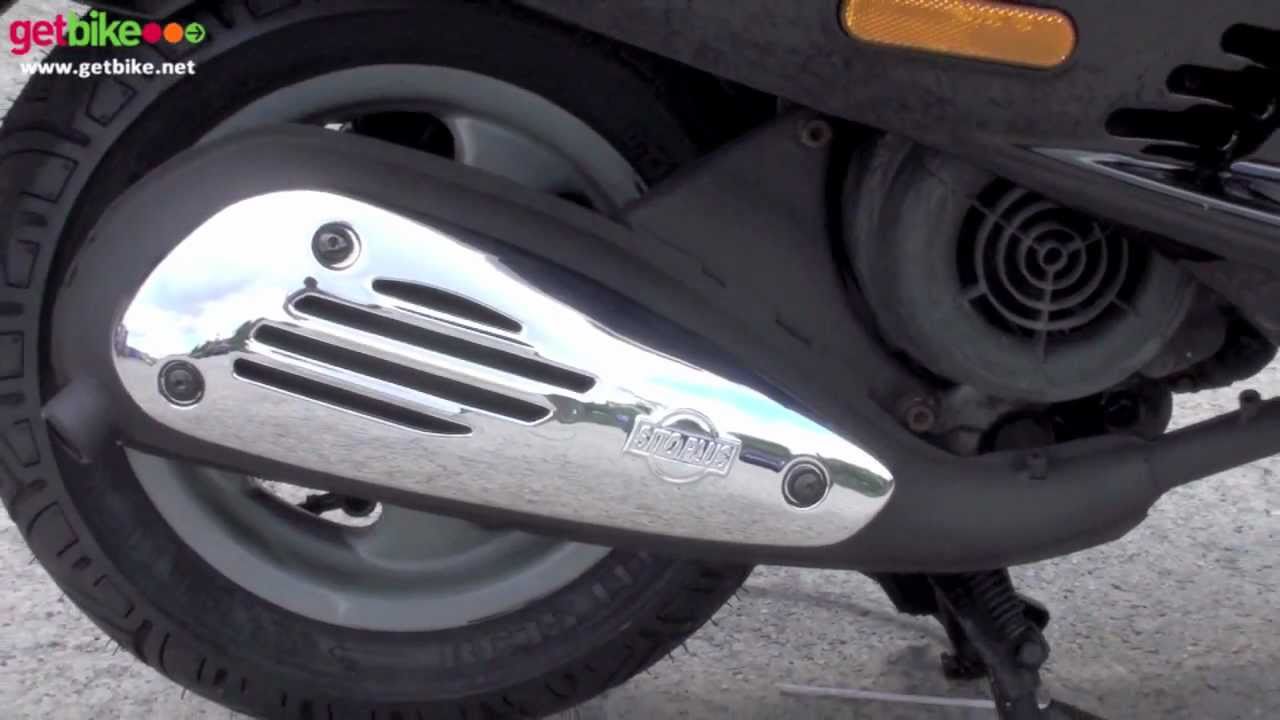 Vespa ET4 125 Black 2000 Walk-around by GetBike - VLY