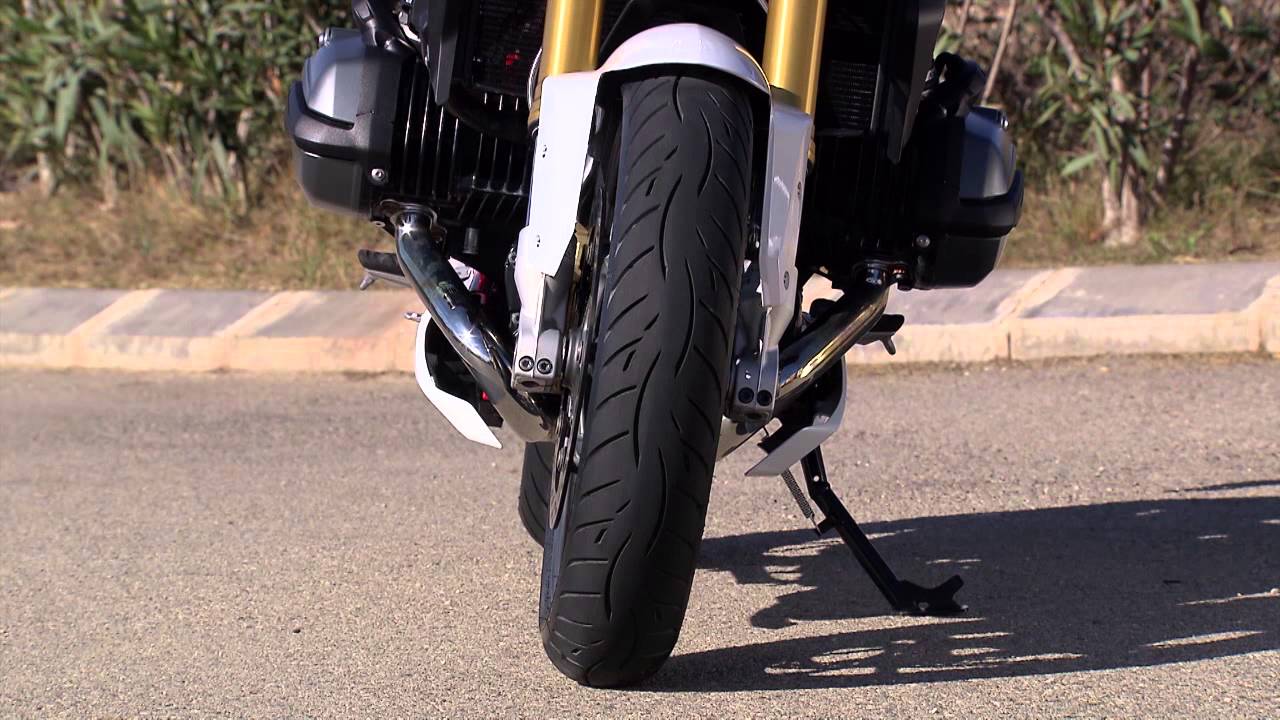 2015 BMW R 1200 R Review
