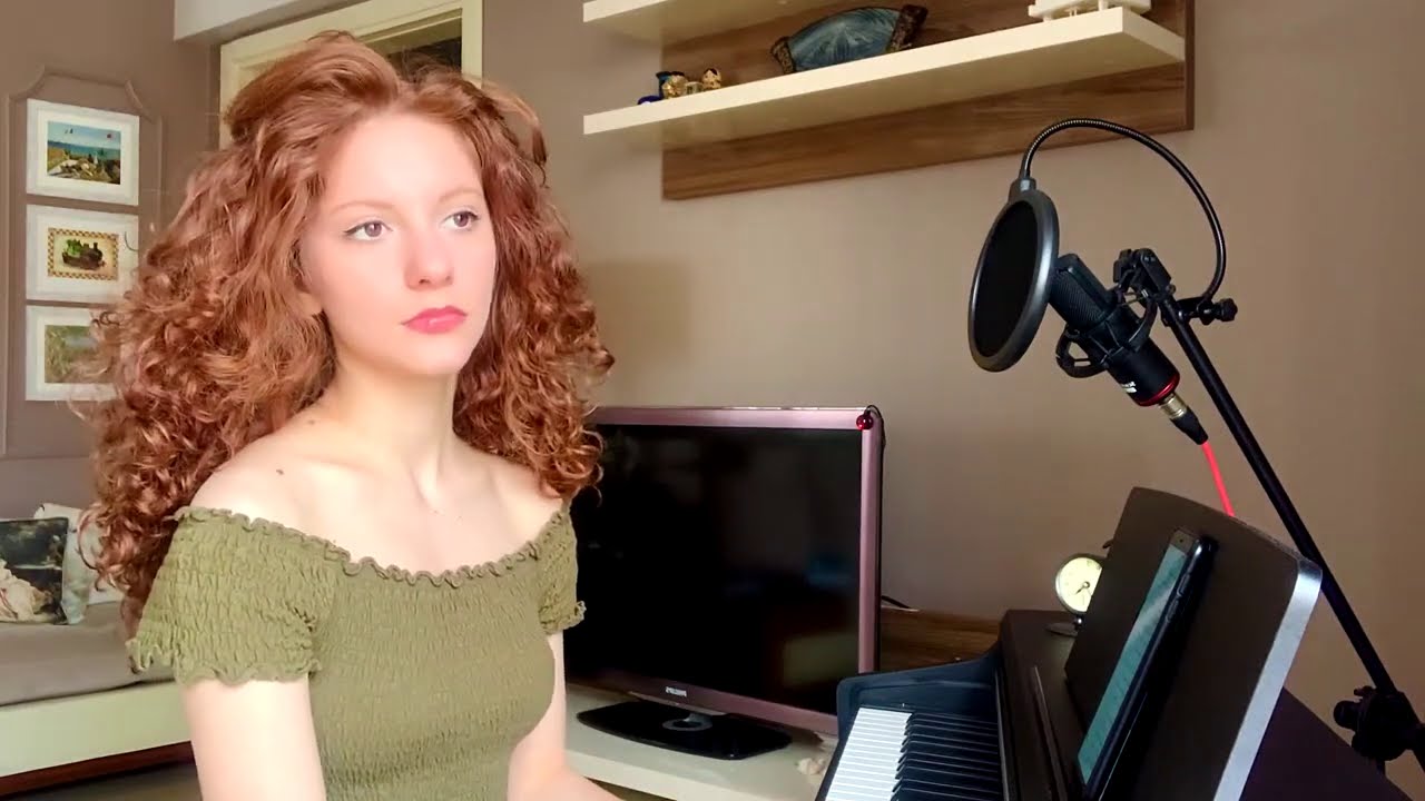 Sezen Aksu- Küçüğüm (piyano cover)- İlayda Su Çakıroğlu