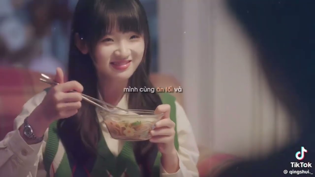 Tiktok phim khi anh chạy về phía em