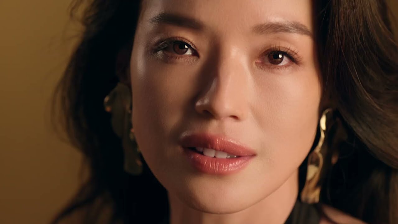 Shu Qi for Platinum 6D Black Diamond Eye Cream by Estee Lauder, a new commercial