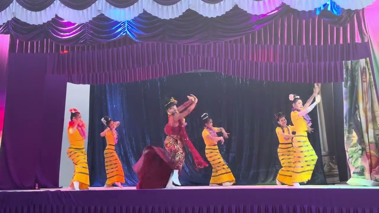 Sein Win Ko Zet ThaBin (ShweBaK&rsquo;Wa Dance)