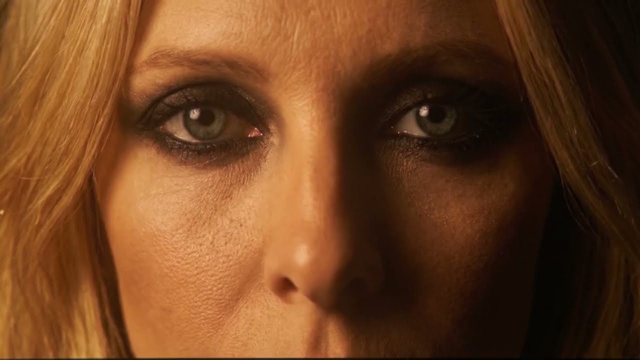 Yulia Oficial Video -Goldencage