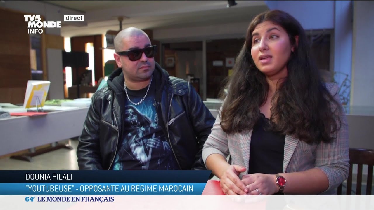 Deux influenceurs marocains en  exil
