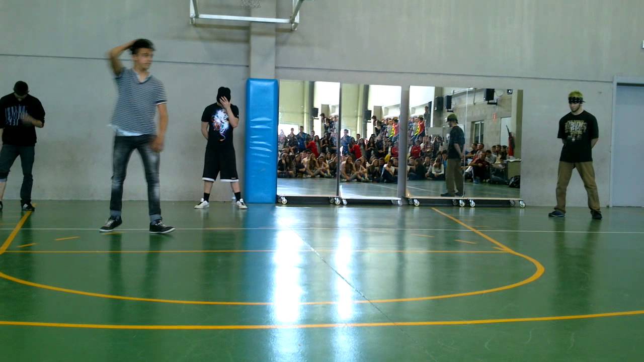 Performance in San Valero * Jumpstyle ElectroDance BreakDance Shuffle *