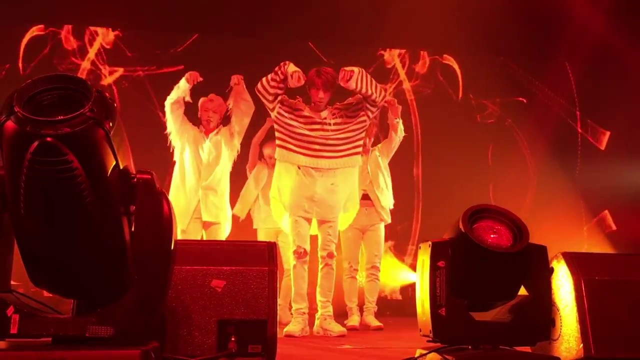 170827 SEVENTEEN (세븐틴) PERFORMANCE UNIT- OMG @ DIAMOND EDGE IN NYC FRONT ROW