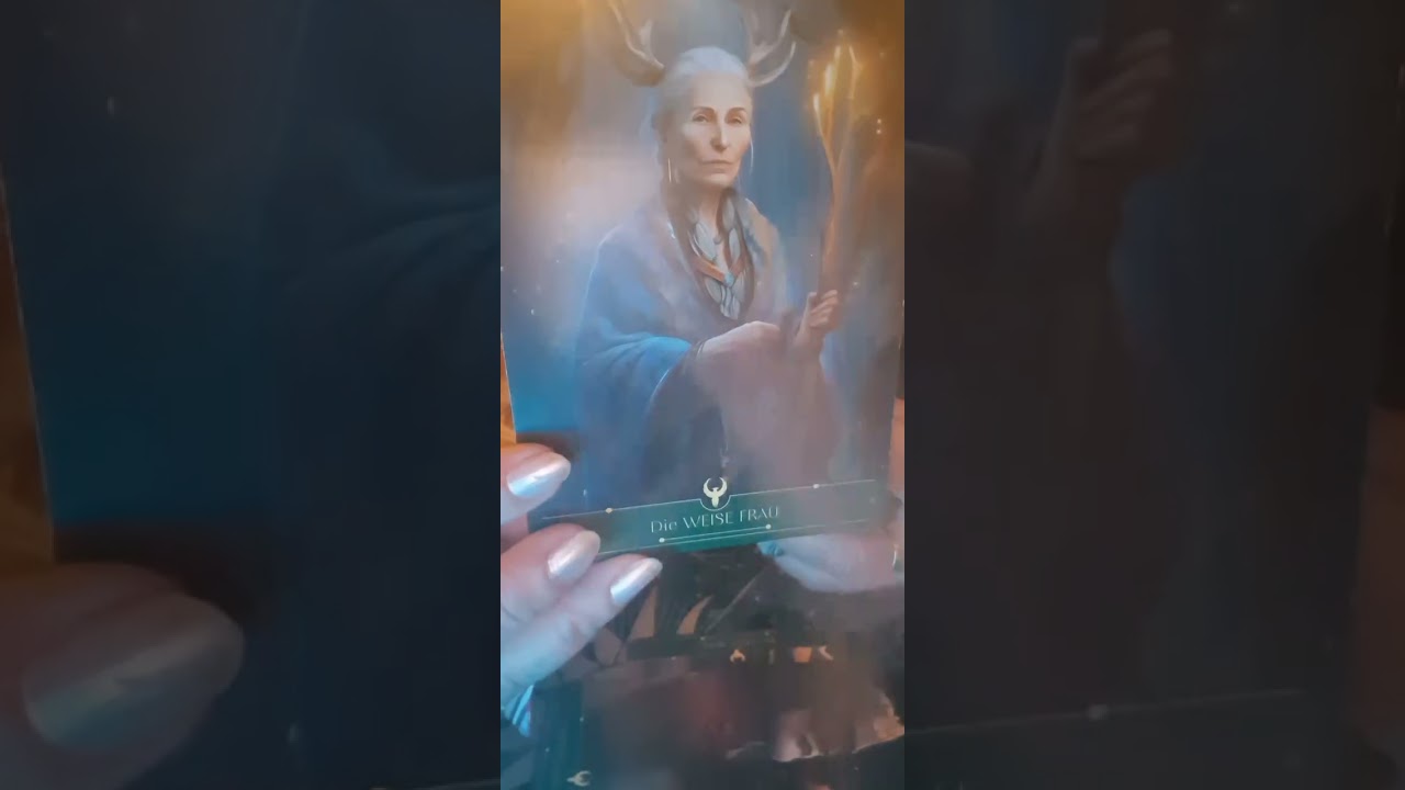 СКОРПИОН♏️СЕМЬЯ ИЗ ПРОШЛЫХ ЖИЗНЕЙ🏰 ИССЛЕДУЕТ ВАС🐦‍🔥😱 Одержима вашим исцелением😜🍀 и божественным д...
