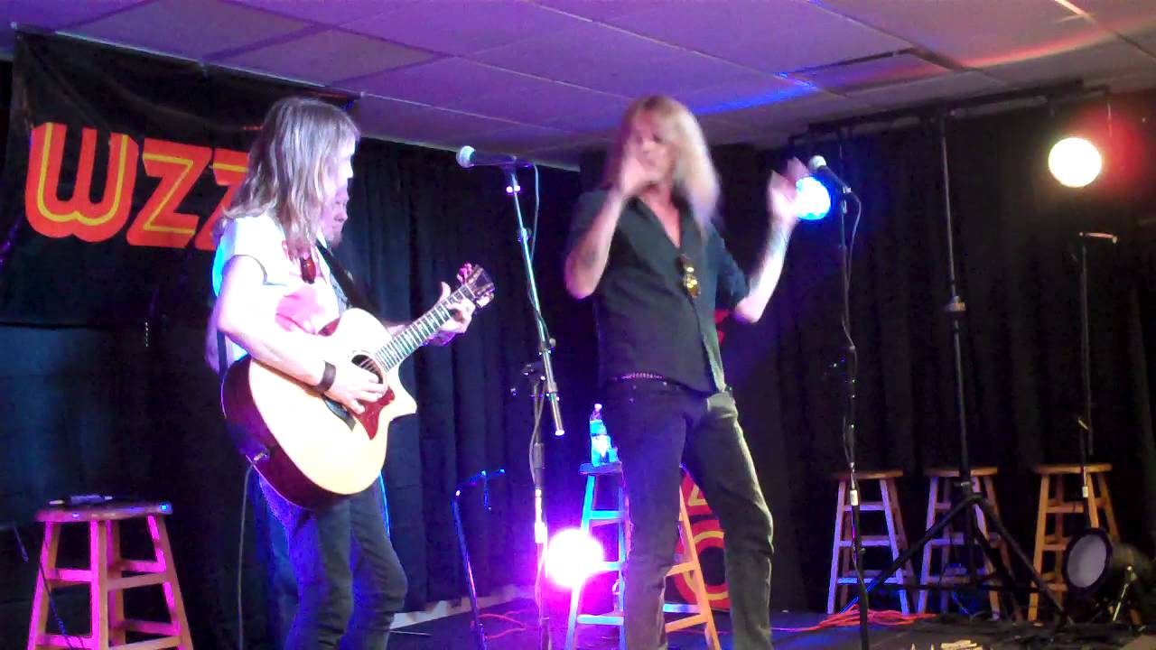 WZZO Sebastian Bach - 18 & Life Acoustic