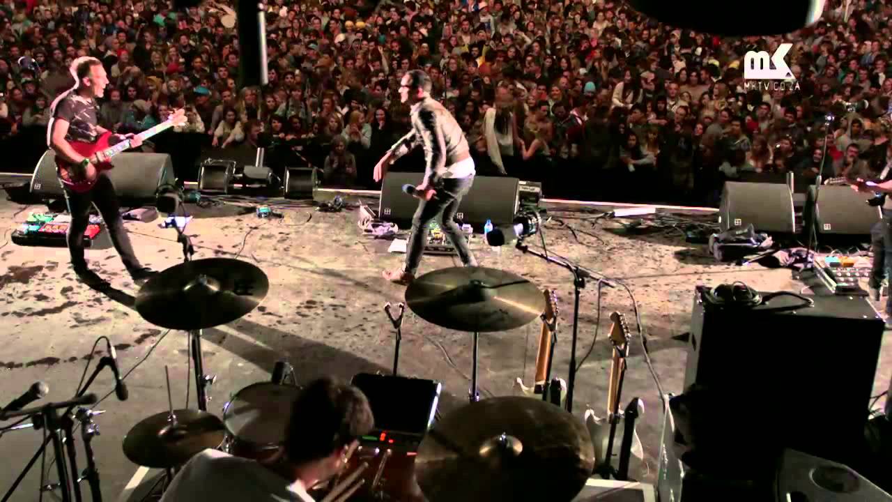 Rocking The Daisies 2013: The Dirty Skirts Live Performance
