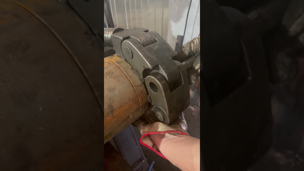 Do you know what this is doing?#idrillio #dthhammer #dth #drillingtools #dth #drilling #hammer