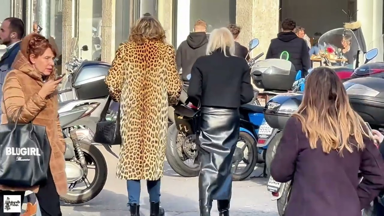Women in leather or boots fashion street 40