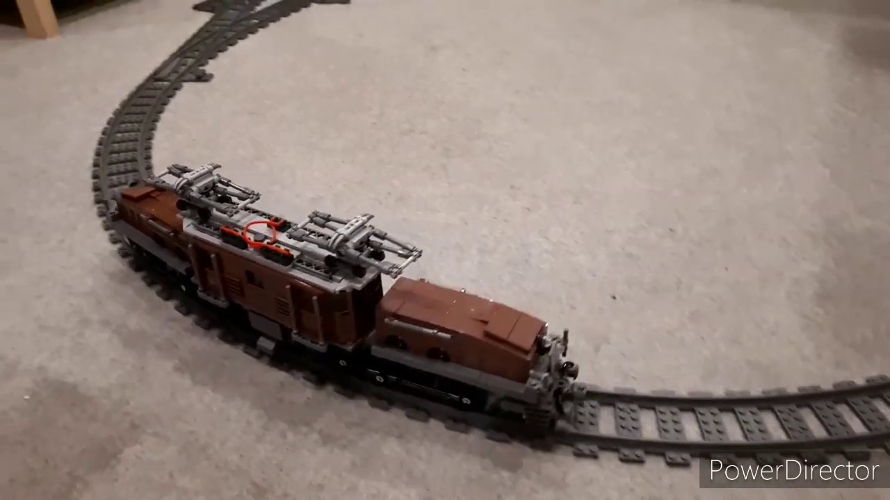 Cyberrailer / mein umgebautes Lego Krokodil 10277 in Aktion.