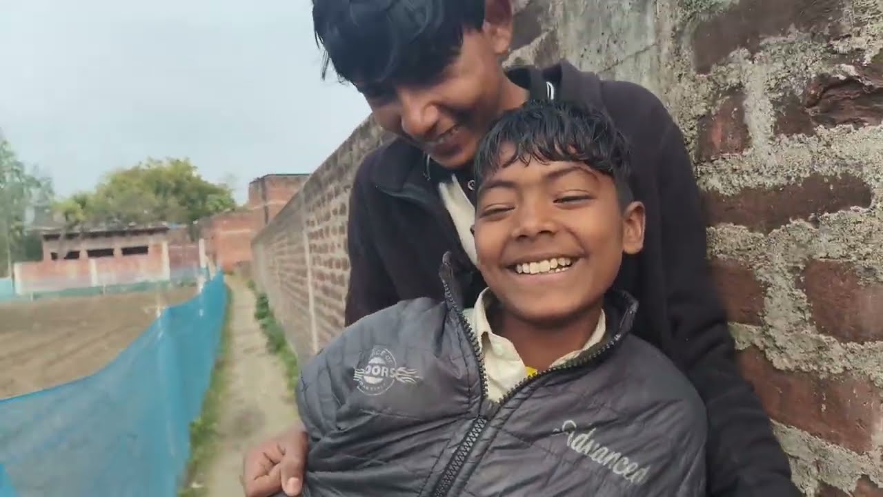 Aaj ak ladka chori kr rha tha khet me mere 😂 #masti #comedy 