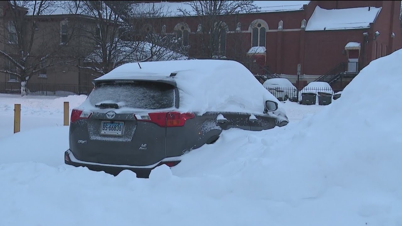 Hartford working to clean up about 17 inches of snow
