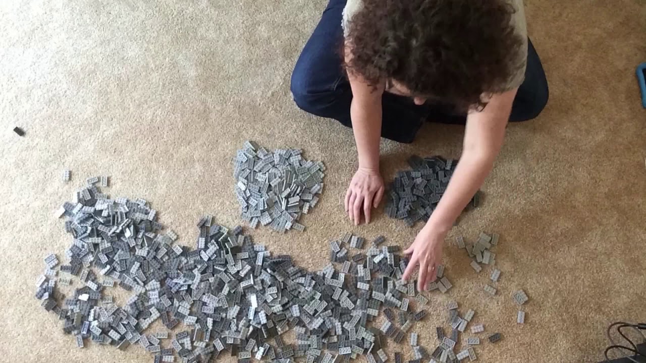 Oddly Satisfying LEGO Brick Sort Spiral