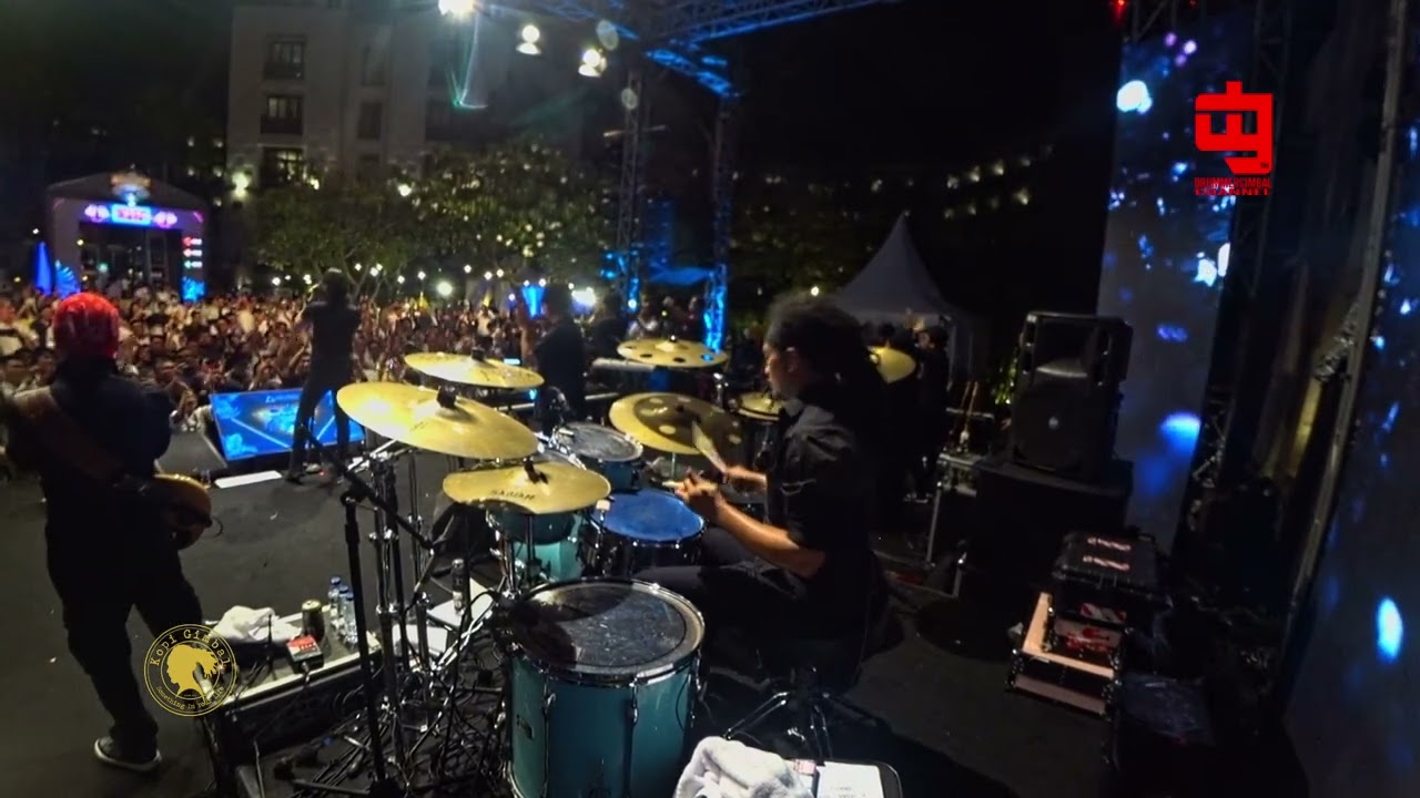 ROMAN PICISAN - DEWA 19 DRUM CAM - PULLMAN [Legian]