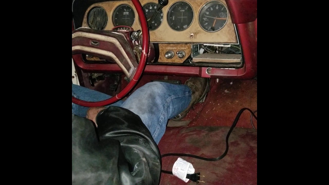 second night cold start in the 1977 Thunderbird