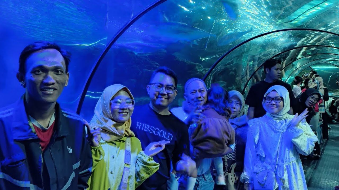 SeaWorld Ancol with family 