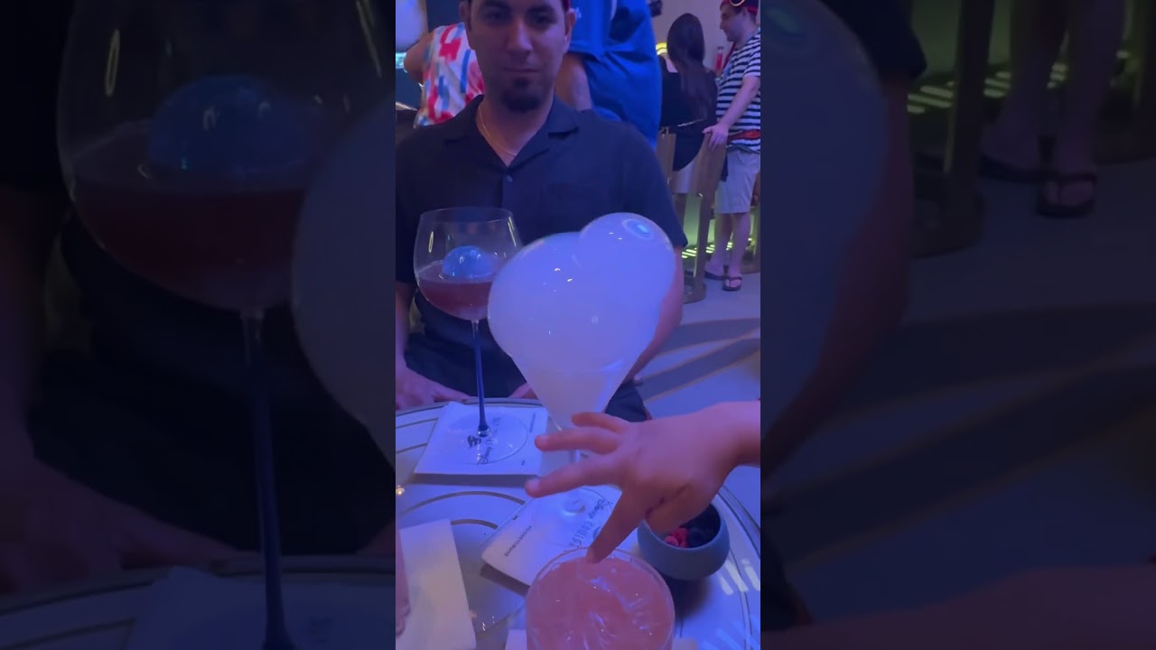 Star Wars Hyperspace Lounge: Spire Sunset 🤩✨ Disney Wish