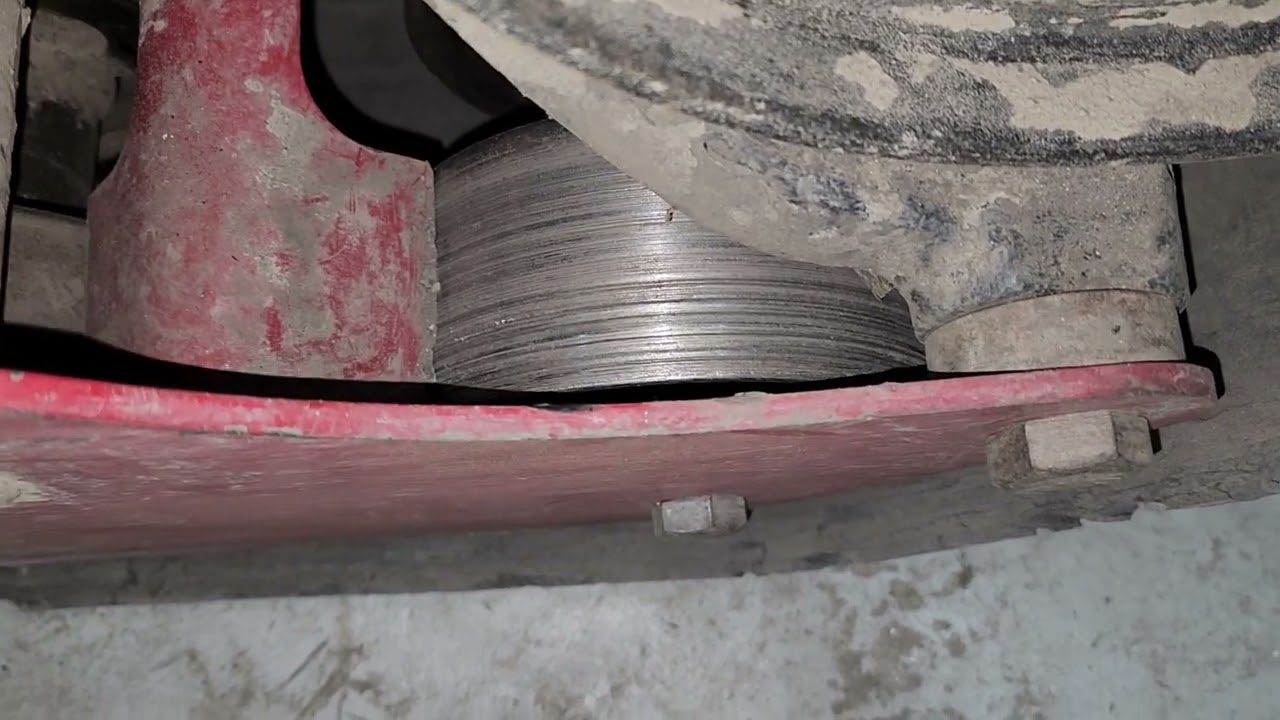 Dingo TX1000 bad wheel bearing issue