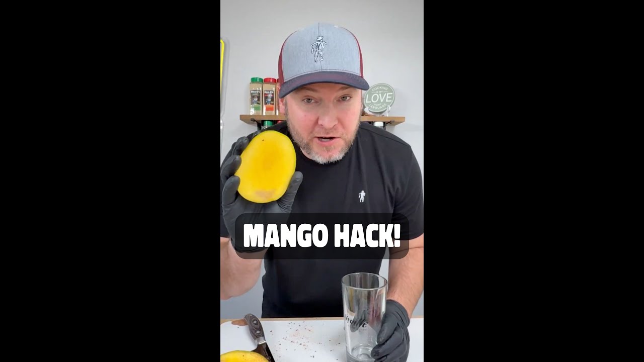 How To Peel a Mango! (Super Easy!)