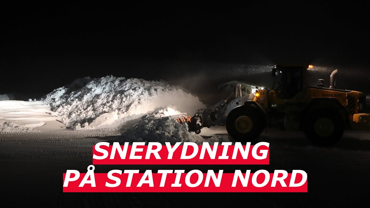 Snerydning på Station Nord