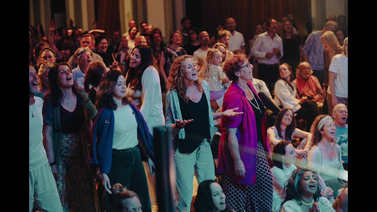 Anna Fernhout | Live in de Duif | Alles in mij doet er toe & Ohm Shalom Salaam | HartZing