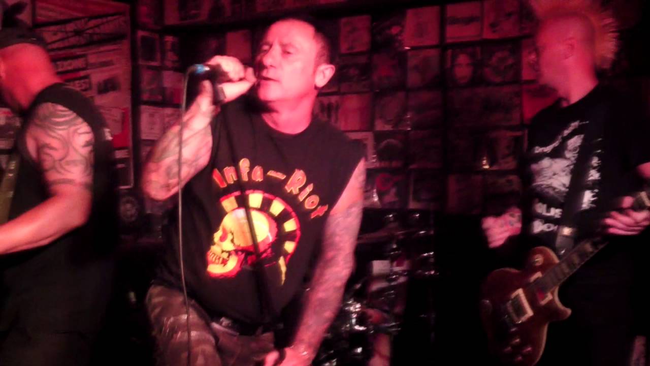 ABRASIVE WHEELS.live at the bull,,,first rule,,bbc