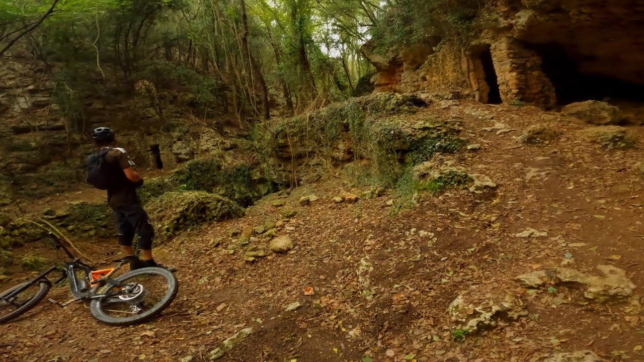 Ruggeta & Dolmen, Finale Ligure