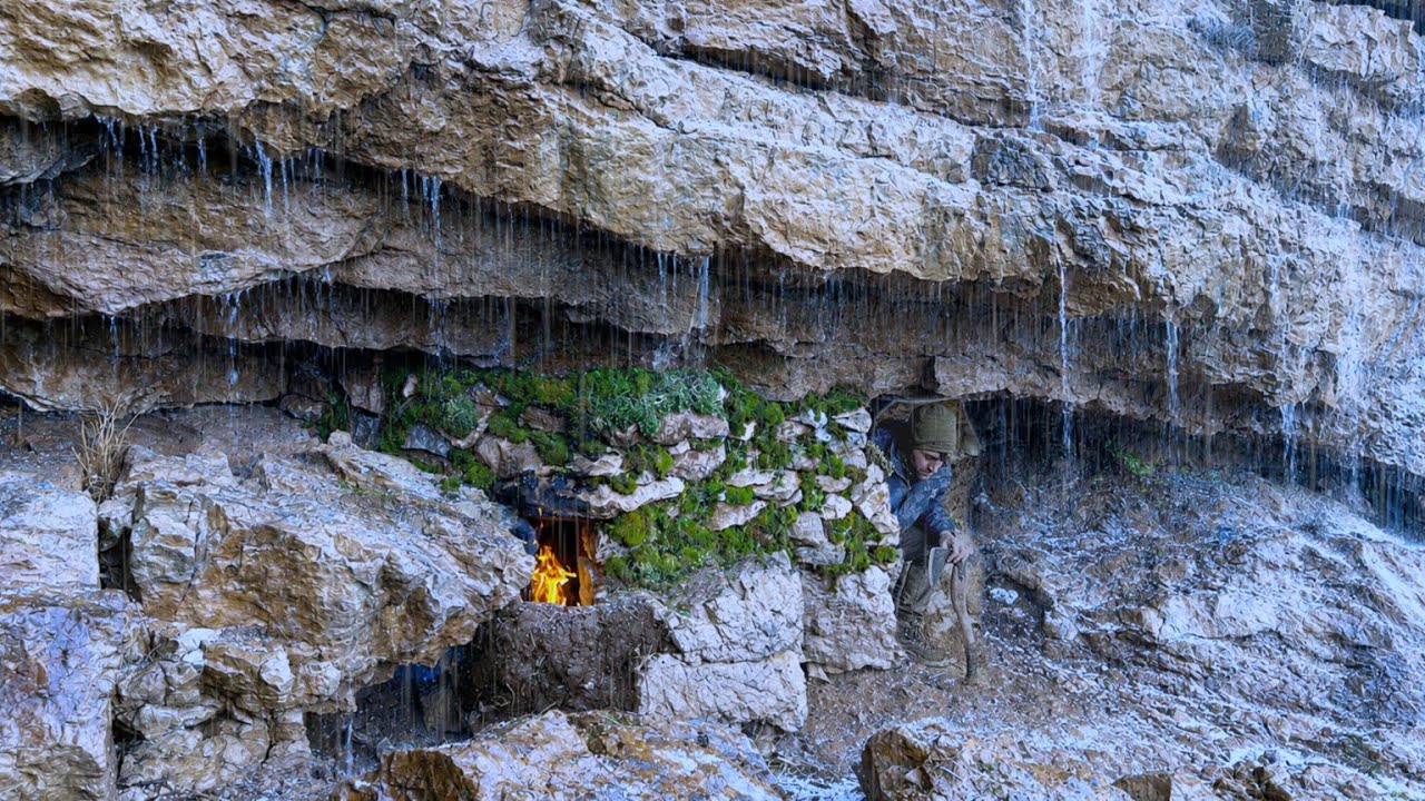 Caught in Heavy Rain & Thunderstorm &mdash; Building a Bushcraft Survival Shelter with a Fireplace