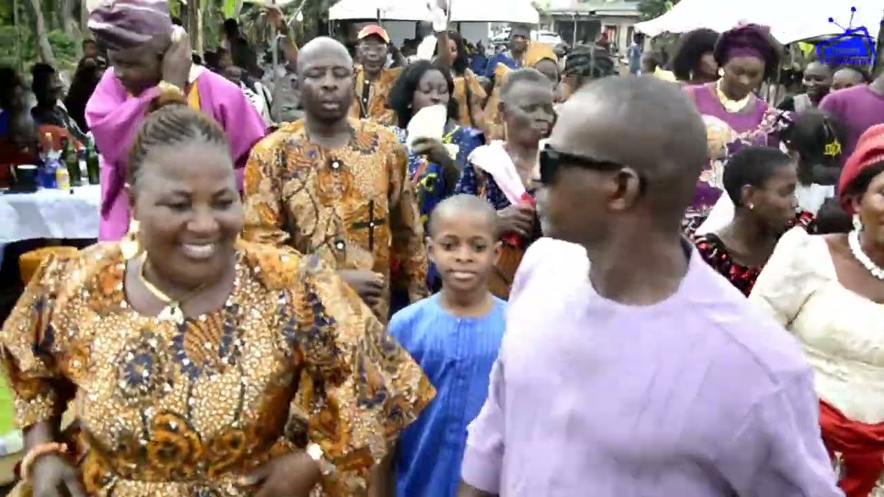 ADVISER UCHE LIVE IN OLIGIE, IGBANKE AT THE BURIAL OF LATE MRS JULIANA EMELA