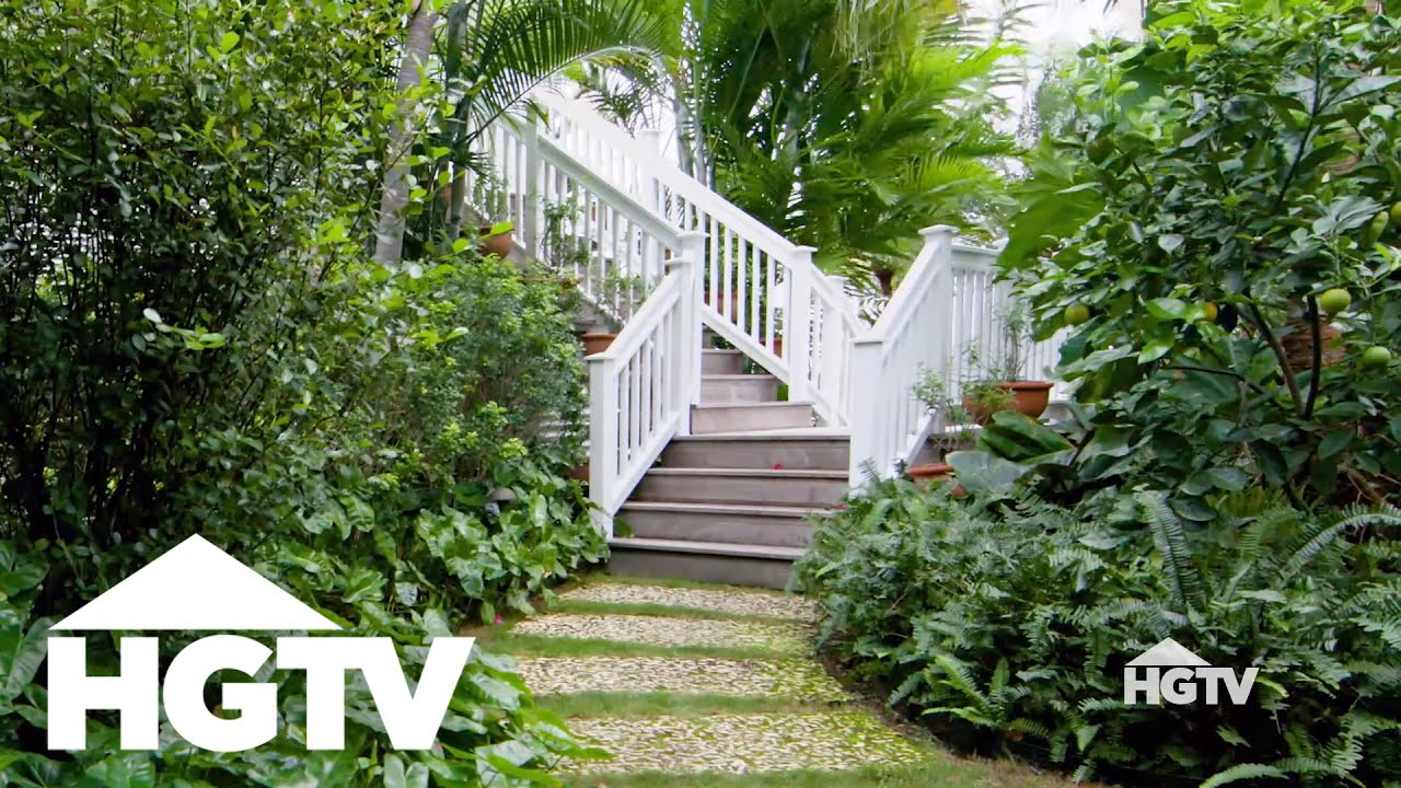Design Stories: British-Colonial Inspired Backyard | HGTV