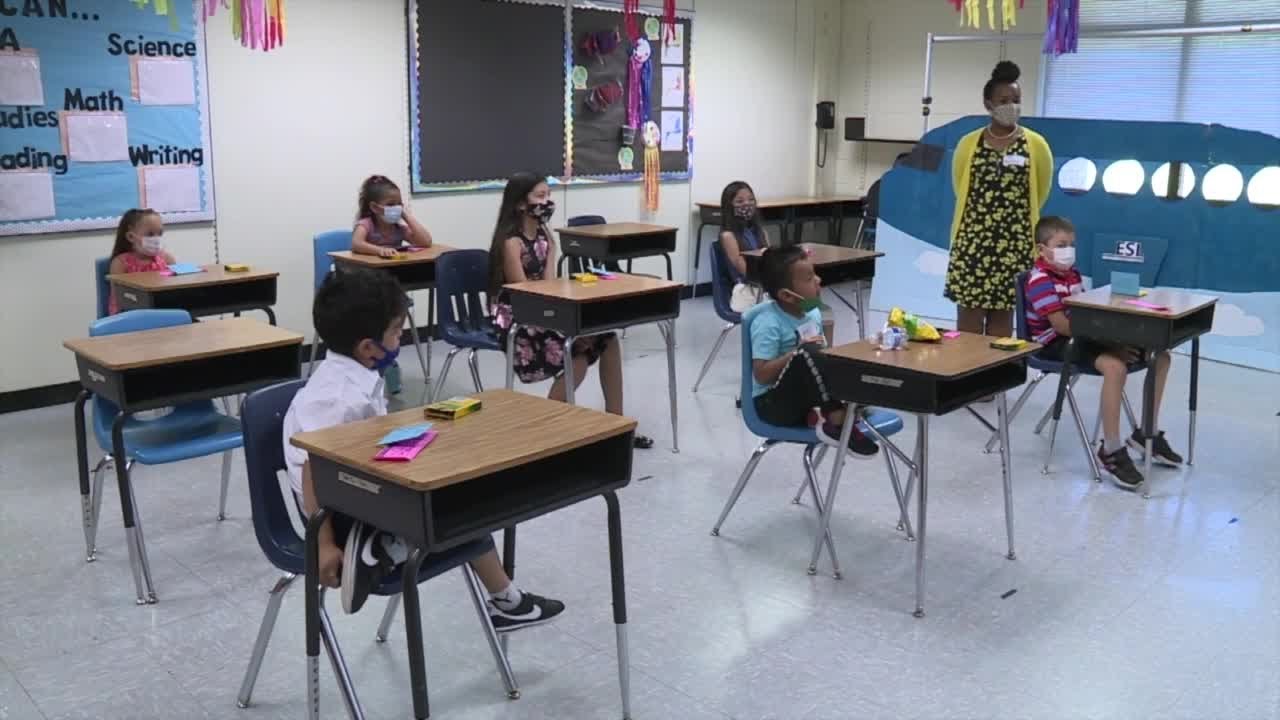 Masks in schools: 'Total confusion' for parents in Virginia, analyst predicts