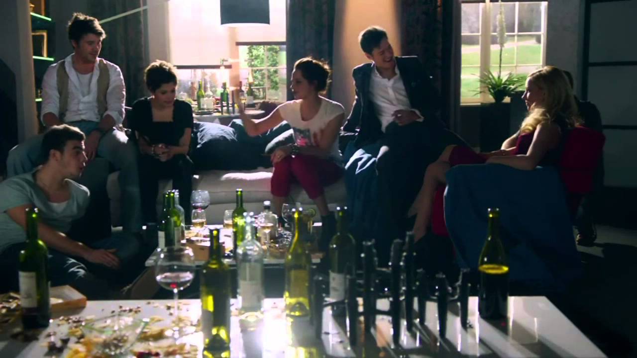 MarBecca - The Story Part 2 - Ablenkung/Distraction