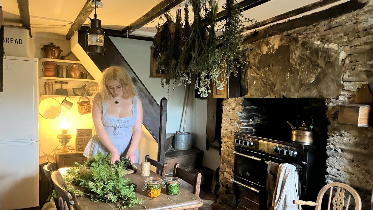 Our Cottage Apothecary: insect bite remedies
