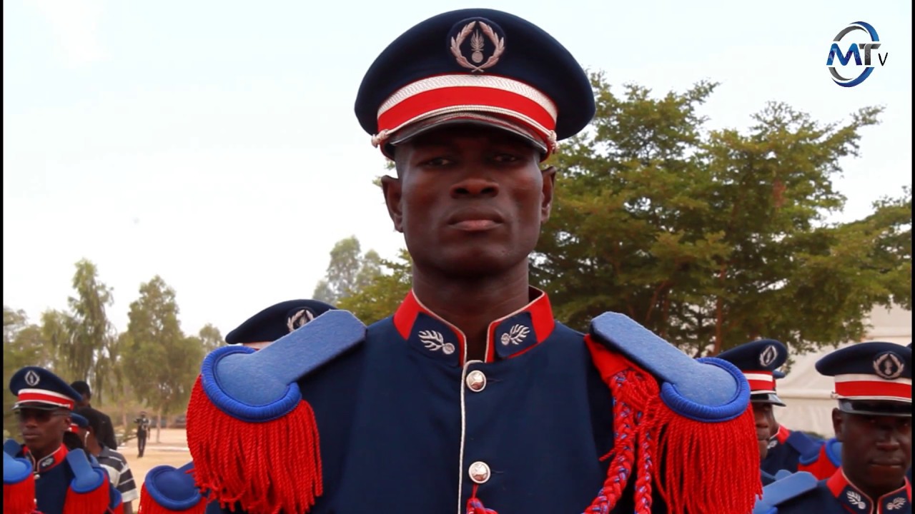 Cérémonie de sortie de la9e promo des élèves gradés et 50e promo des élèves gendarmes de L'ESOGN, Fk