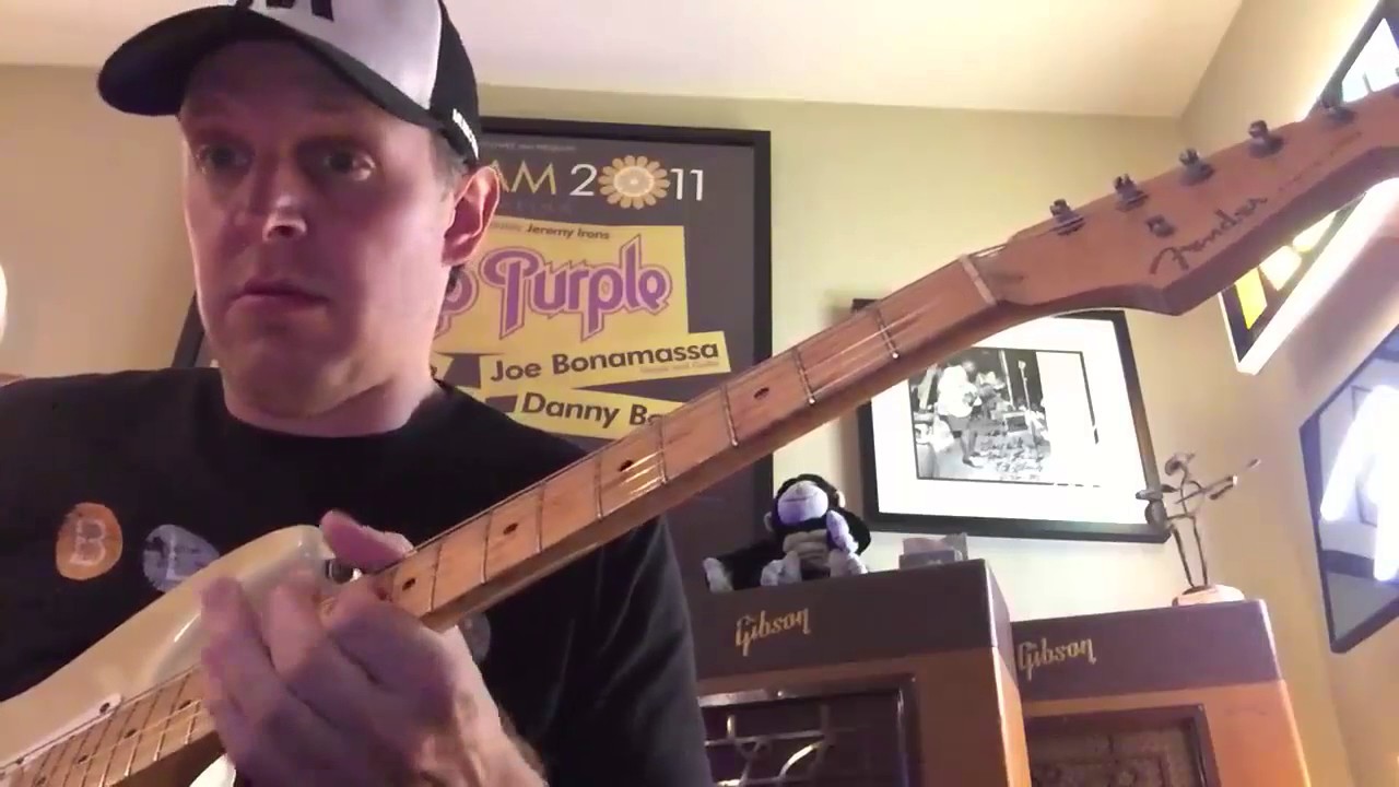 Joe Bonamassa  Jamming On His Fender Stratocaster