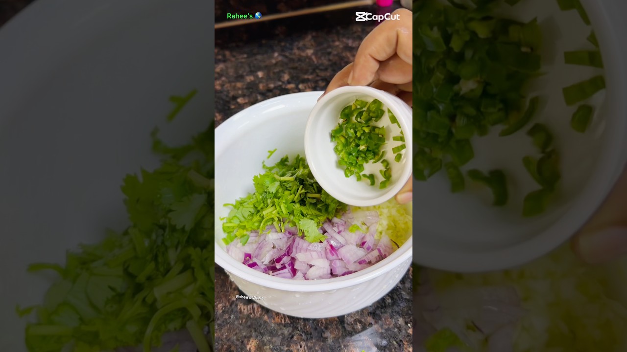 #shortvideo #shortsfeed #shortsviral #chikenmomos #chikenrecipe #iftarspecial
