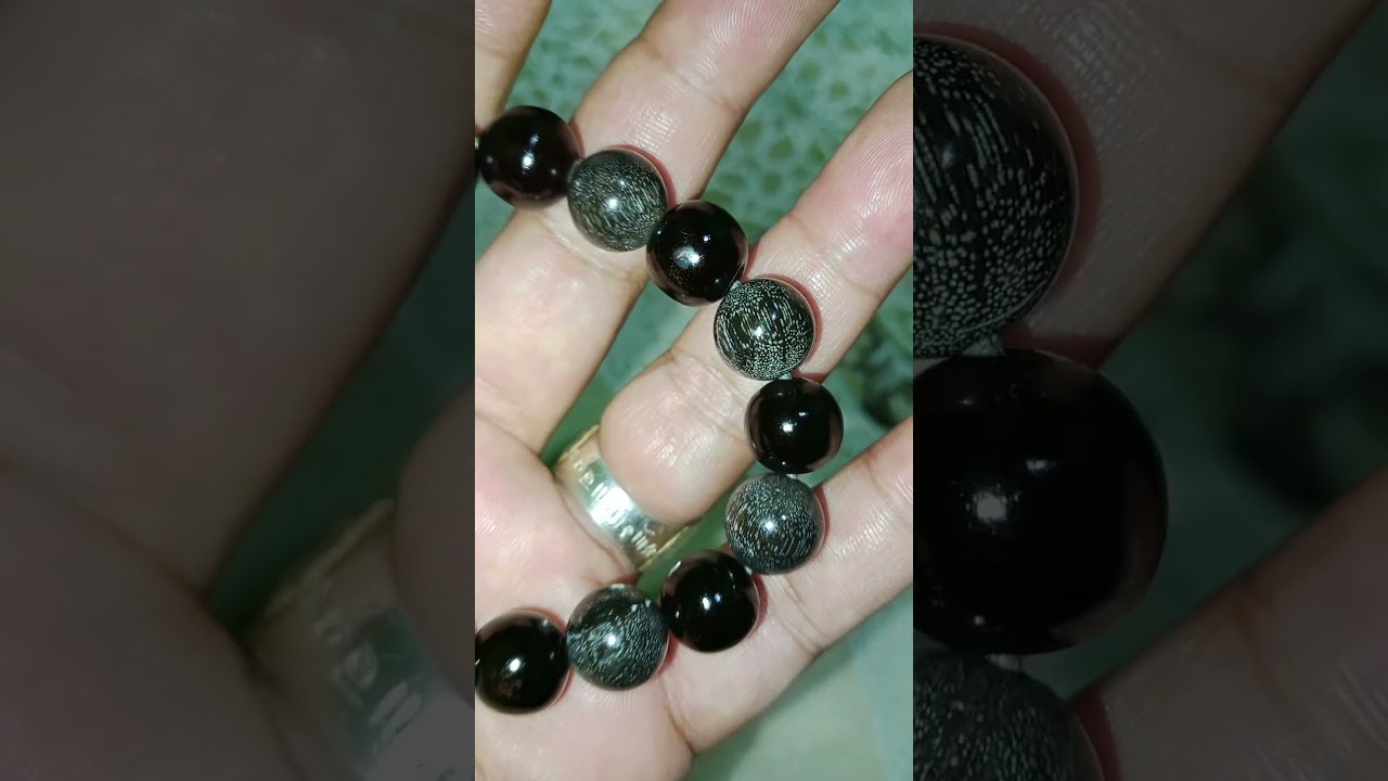 4 Guru Sepuh kalsel, gelang kombinasi fosil Galih kelor, kayu pohon kokka, akar bahar laut Merah.