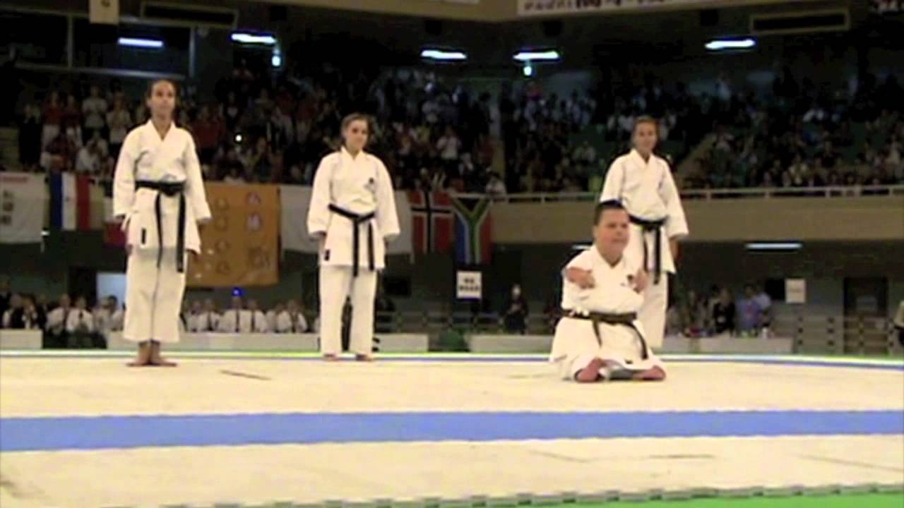 JKA Nederland Dave Kengen Demo Funakoshi Gichin Cup World 2014