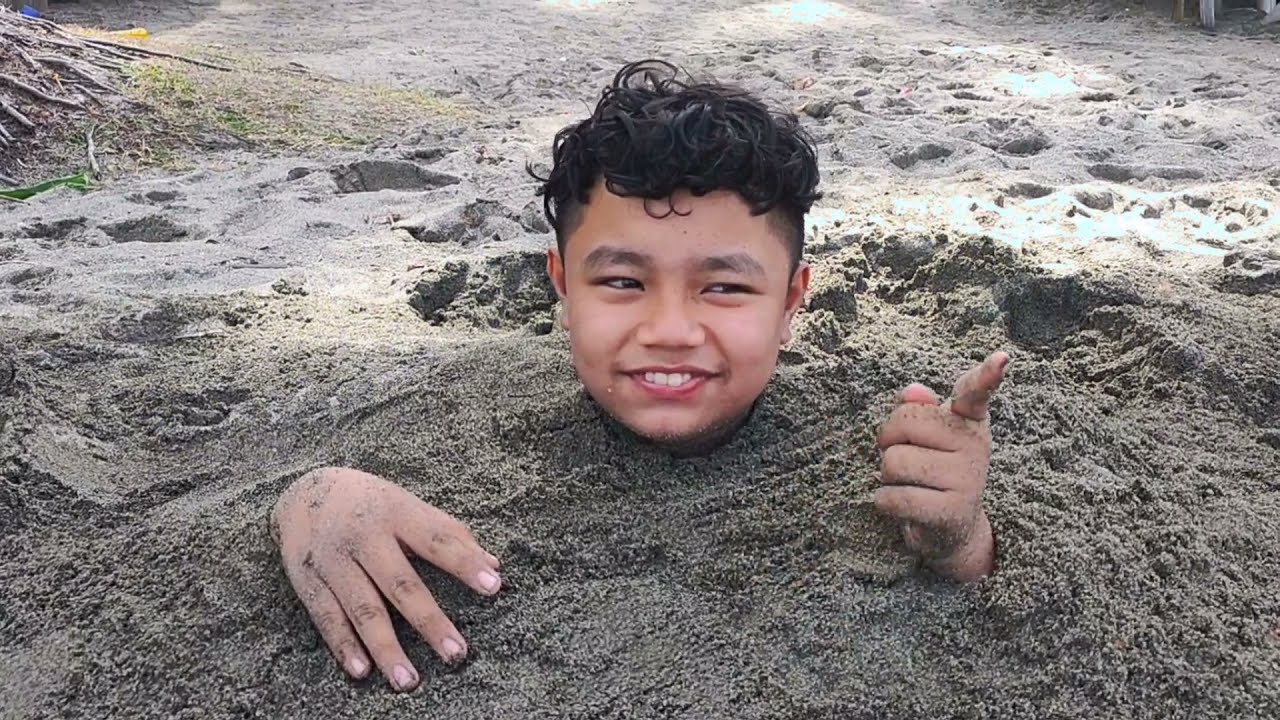 Beach | Family Bonding Tara at mag swimming sa malakas na alon