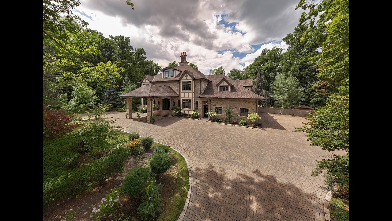 4+1 BDRM Luxury Home Now Sold on Golf Ave. in Vaughan