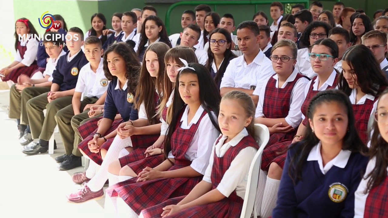 TV MUNICIPIOS – EN EL CARMEN DE VIBORAL – ANTIOQUIA SE REALIZÓ LA ENTREGA DE DIFERENTES PROYECTOS