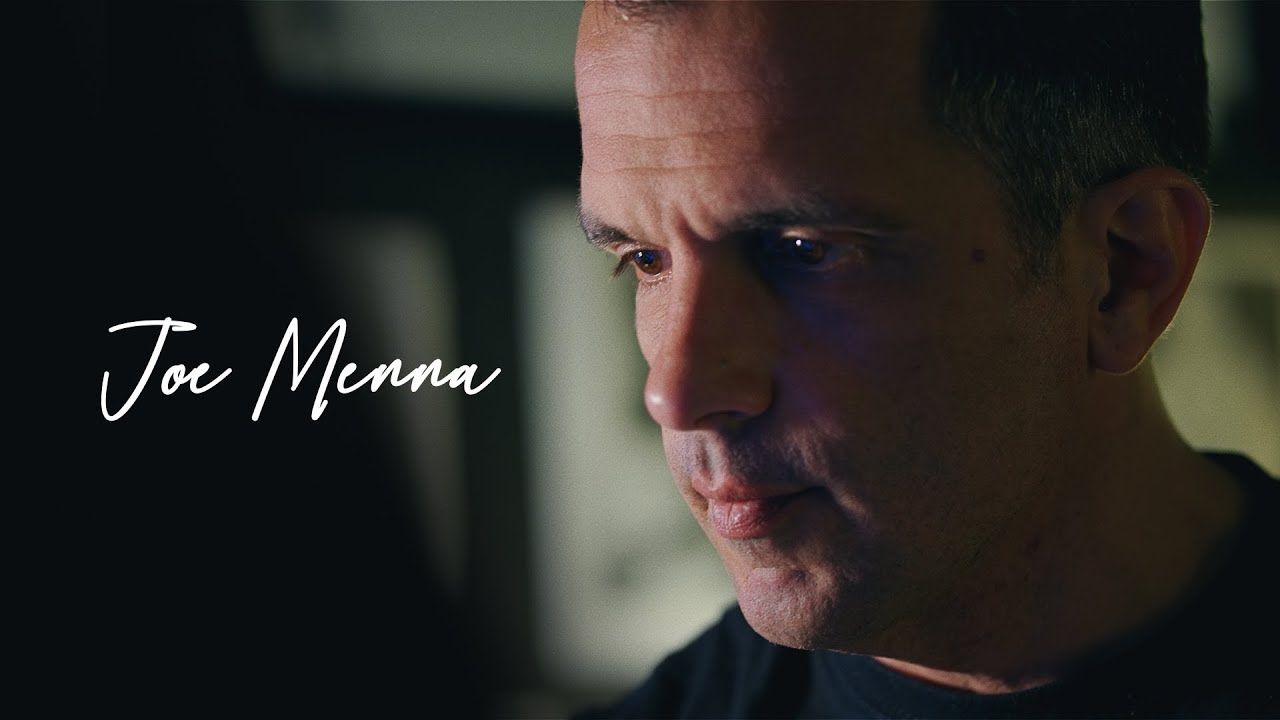 Sideshow Artist Profile - Joe Menna